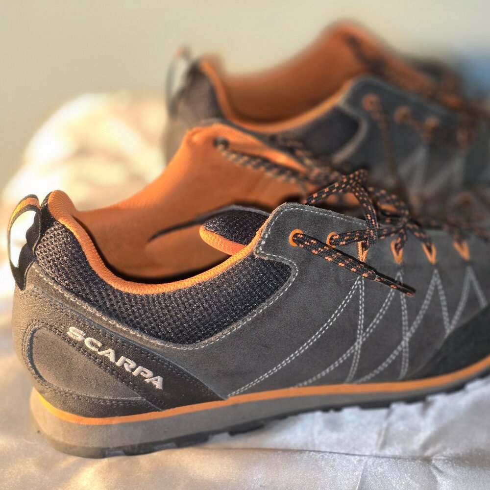 Scarpa Crux Men's approach climbing shoe US11